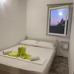 Apartment Simi *